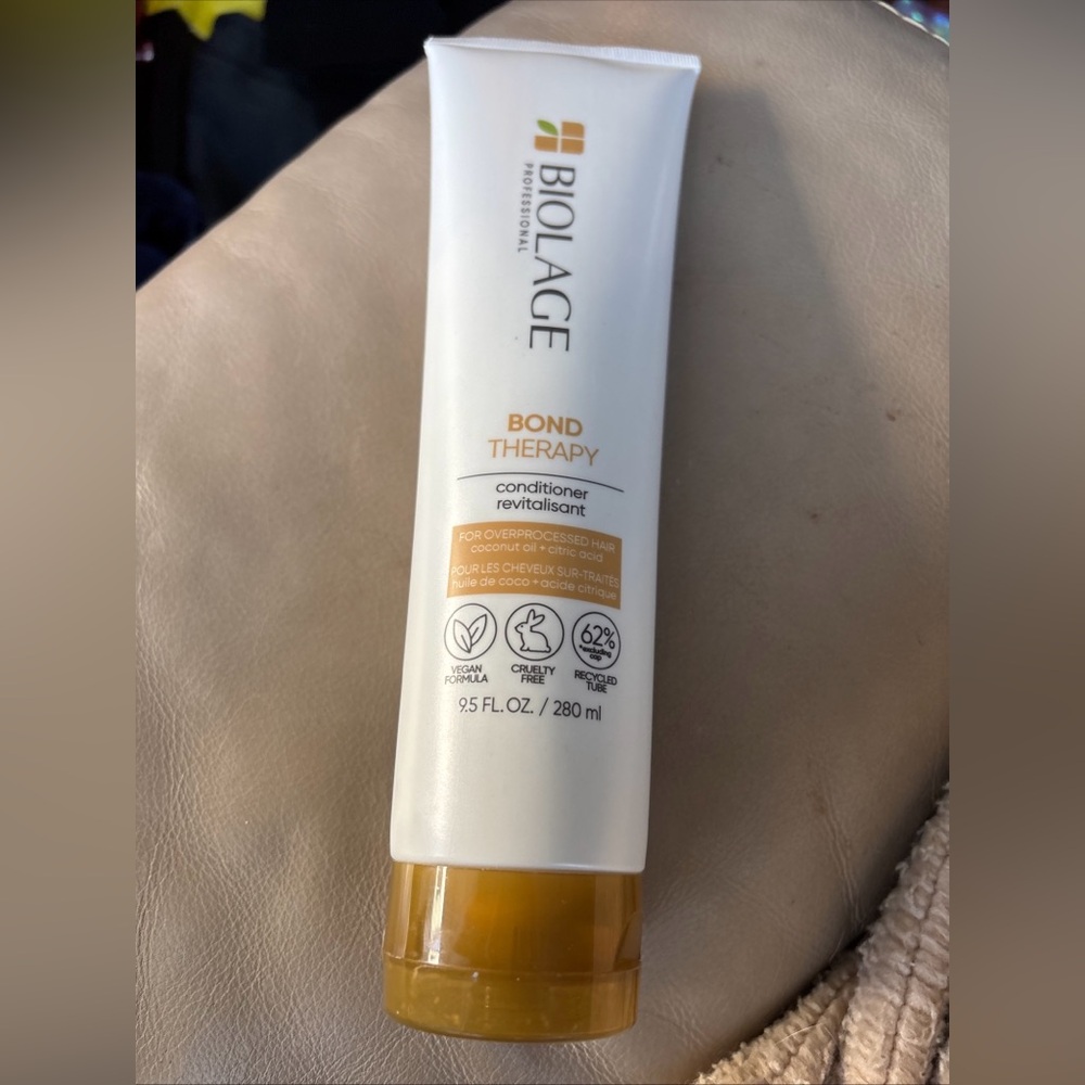 Biolage Bond Therapy Conditioner 9.5 oz.  New!